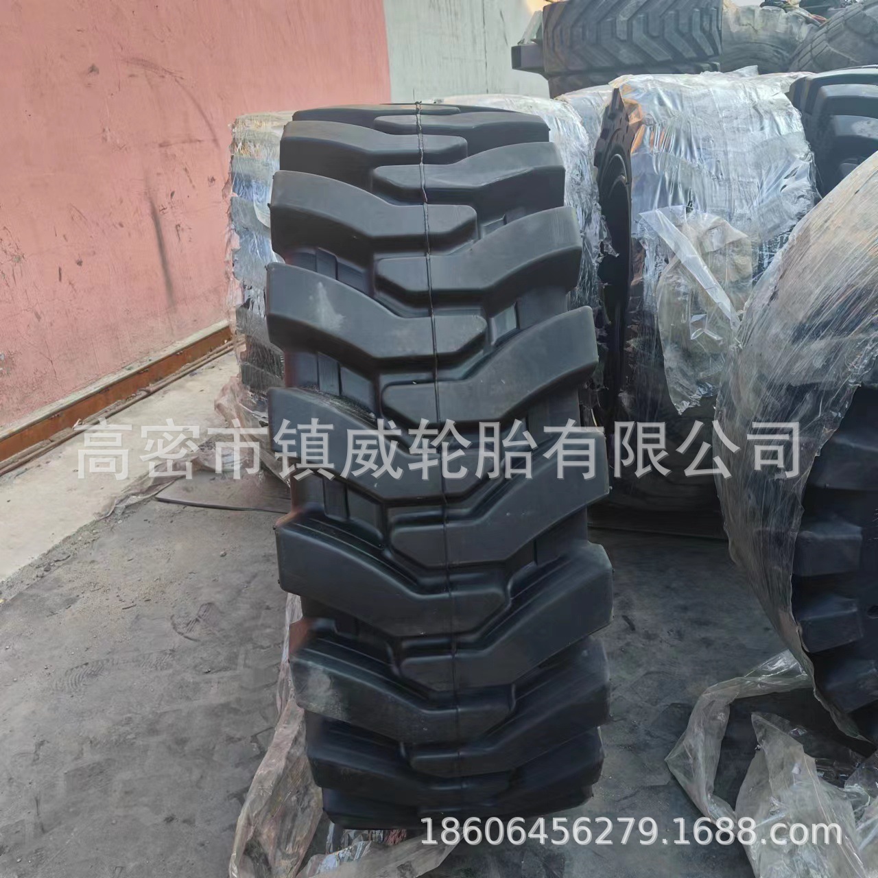 工程機(jī)械實心輪胎 38.5/65-24 登高機(jī) 升降作業(yè)機(jī)輪胎 配鋼圈